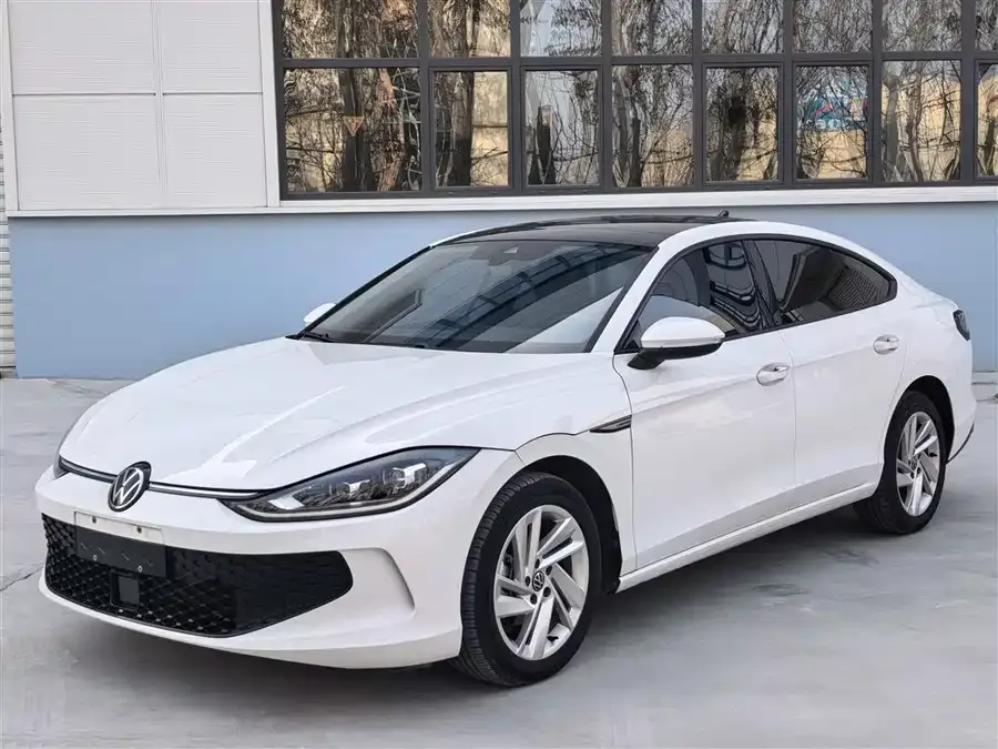 Volkswagen Lamando 2023 Lingdu Lingdu L 280TSI DSG Hot Edition 2023 — фото 1, купить с доставкой в Москву