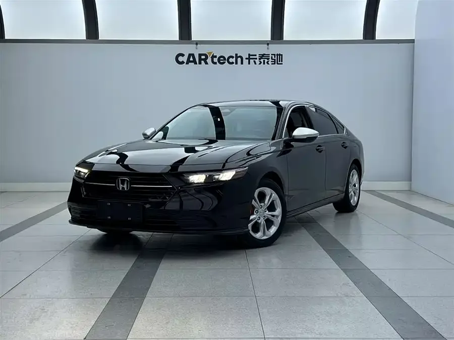 Honda Accord Accord 2023 260TURBO Smart Edition 2024 — фото 1, купить с доставкой в Москву