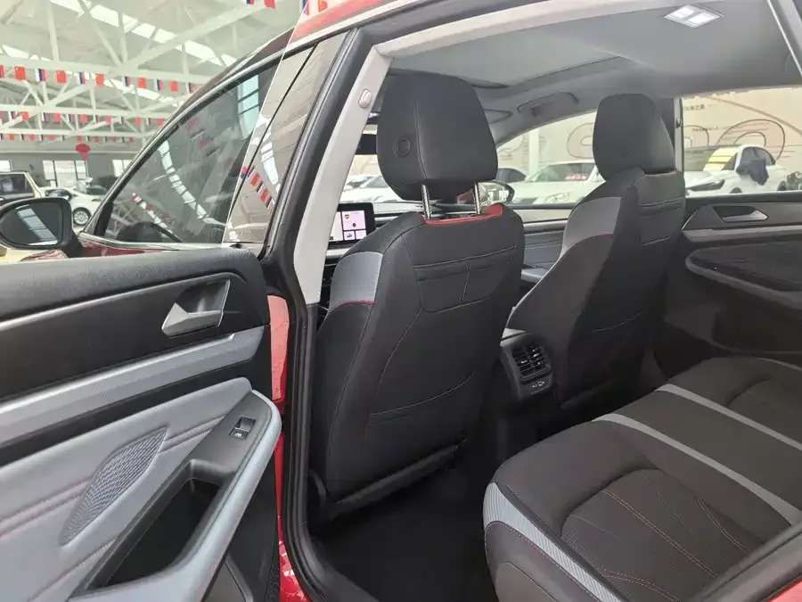 Volkswagen Lamando 2023 Lingdu Lingdu L 280TSI DSG Cool Edition 2023 — миниатюра 5