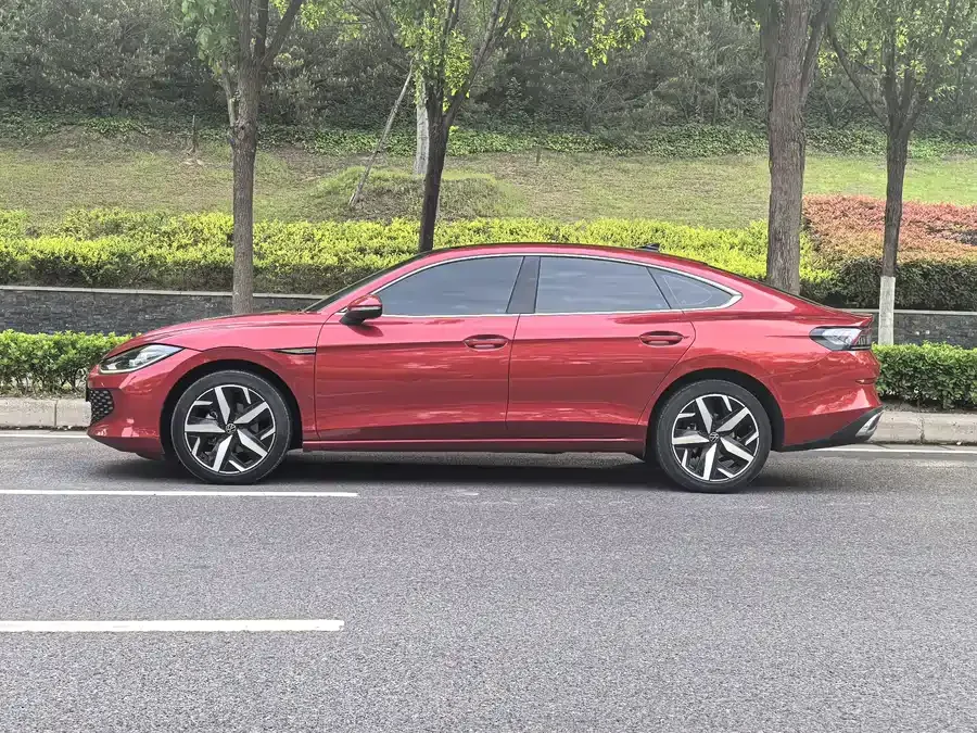 Volkswagen Lamando 2024 Lingdu Lingdu L 280TSI DSG Cool Edition 2024 — миниатюра 3