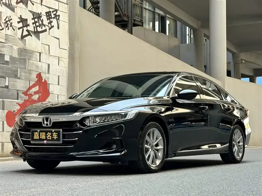 Honda Accord Accord 2022 260TURBO Deluxe Edition 2023 — фото 1, купить с доставкой в Москву