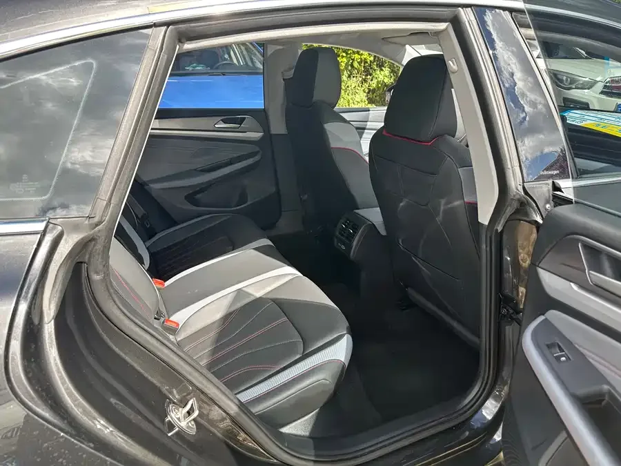 Volkswagen Lamando 2023 Lingdu Lingdu L 280TSI DSG Cool Edition 2023 — миниатюра 4