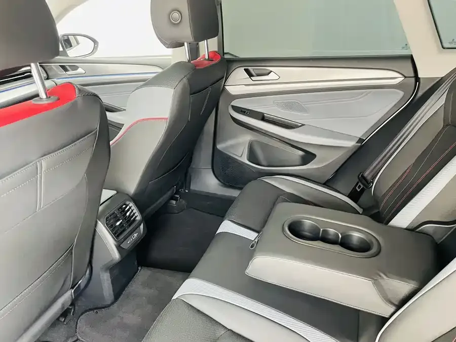 Volkswagen Lamando 2024 Lingdu Lingdu L 280TSI DSG Cool Edition 2024 — миниатюра 5
