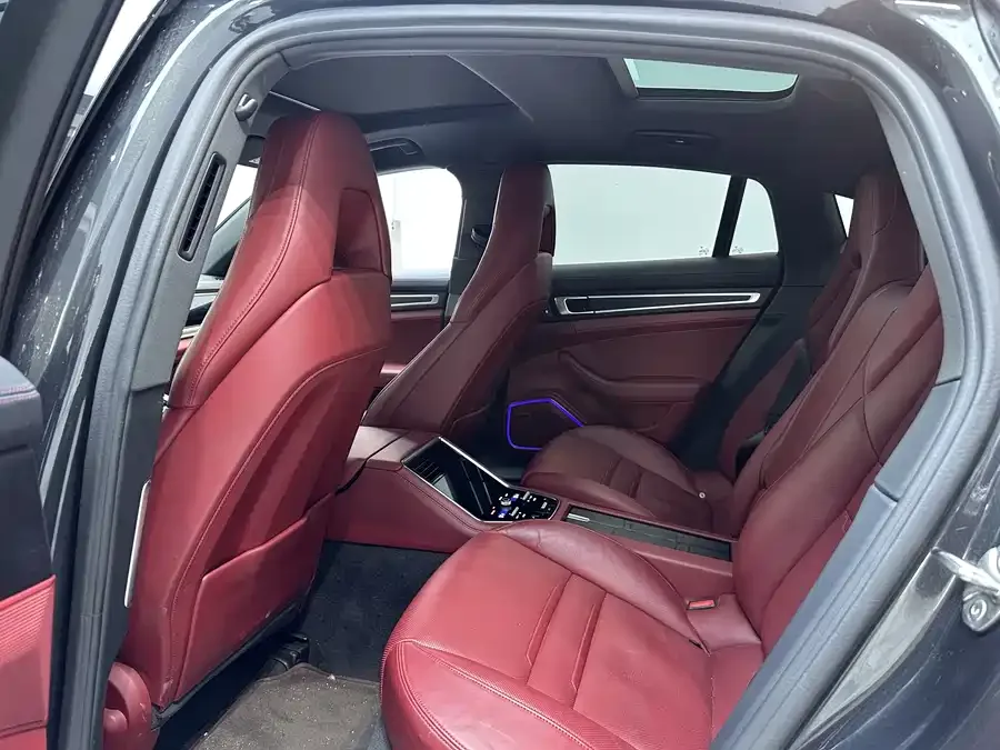Porsche Panamera Panamera 2023 Panamera 2.9T Platinum Edition 2023 — миниатюра 2