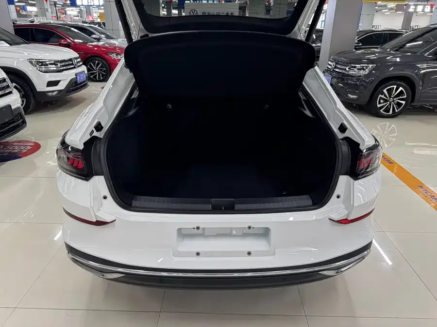 Volkswagen Lamando 2022 Lingdu Lingdu L 280TSI DSG Cool Edition 2023 — миниатюра 5