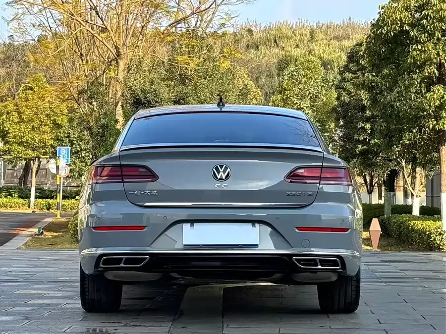 Volkswagen FAW- CC FAW-Volkswagen CC 2021 330TSI Dazzling Edition 2022 — миниатюра 2