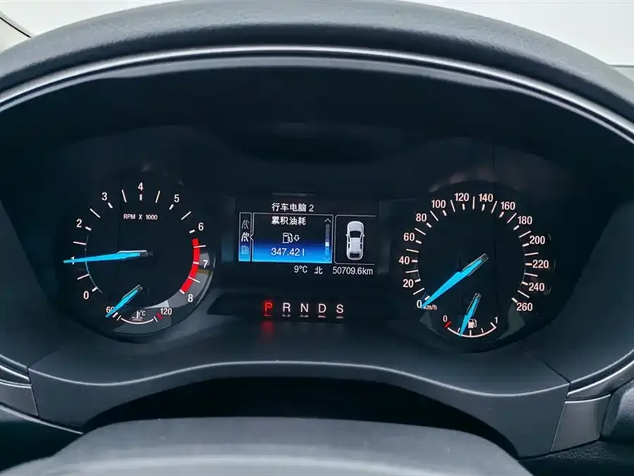 Ford Mondeo 2020 Mondeo EcoBoost 180 Fashion Edition 2022 — миниатюра 4