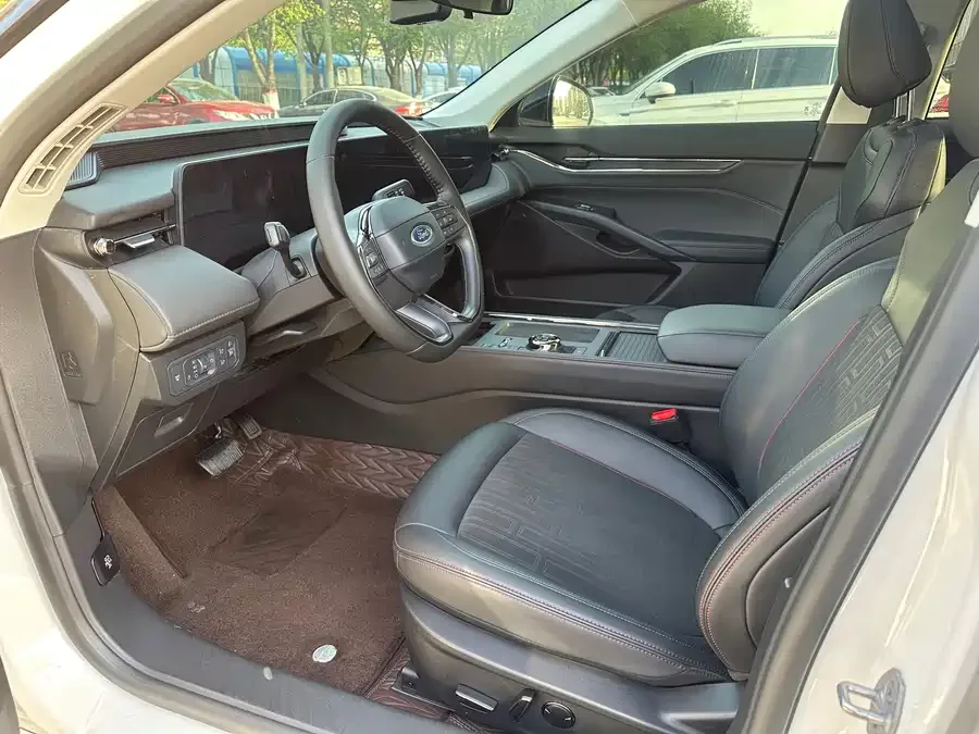 Ford Mondeo Mondeo 2022 facelift EcoBoost 245 luxury model 2024 — миниатюра 4