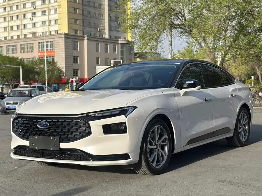 Ford Mondeo Mondeo 2022 facelift EcoBoost 245 luxury model 2024 — фото 1, купить с доставкой в Москву