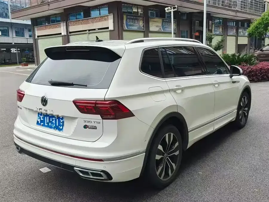 Volkswagen Tiguan L Tiguan L 2022 330TSI Automatic 2WD R-Line Enjoy Edition 2022 — миниатюра 3