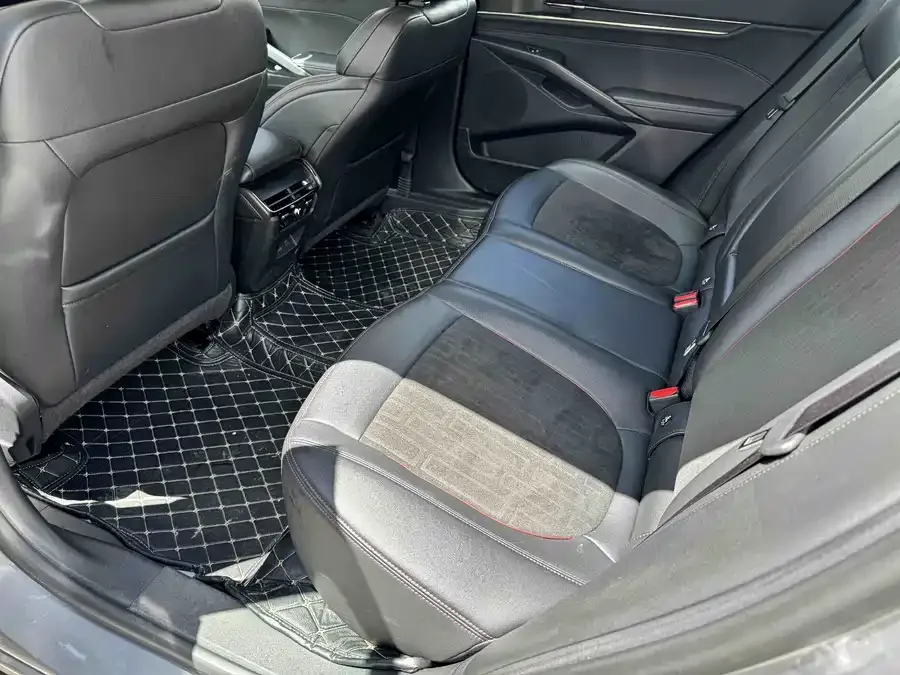 Ford Mondeo Mondeo 2025 1.5T EcoBoost Luxury Edition 2024 — миниатюра 4