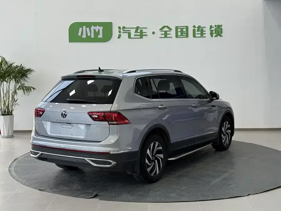 Volkswagen Tiguan L Tiguan L 2023 280TSI Automatic 2WD Trendy Limited Edition 2023 — миниатюра 4