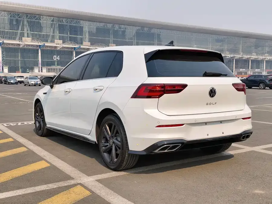 Volkswagen golf Golf 2021 280TSI DSG R-Line 2022 — миниатюра 4