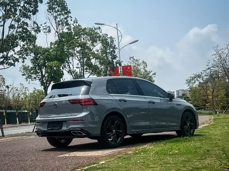 Volkswagen golf Golf 2023 280TSI DSG R-Line 2023 — миниатюра 4