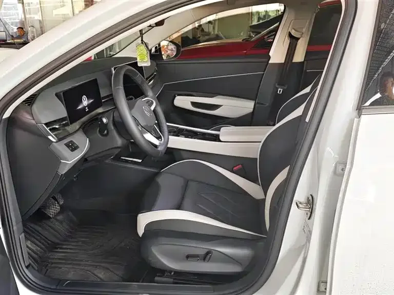 Volkswagen Sagitar 2026 Volkswagen Sagitar L 300TSI DSG Elite 2025 — миниатюра 3