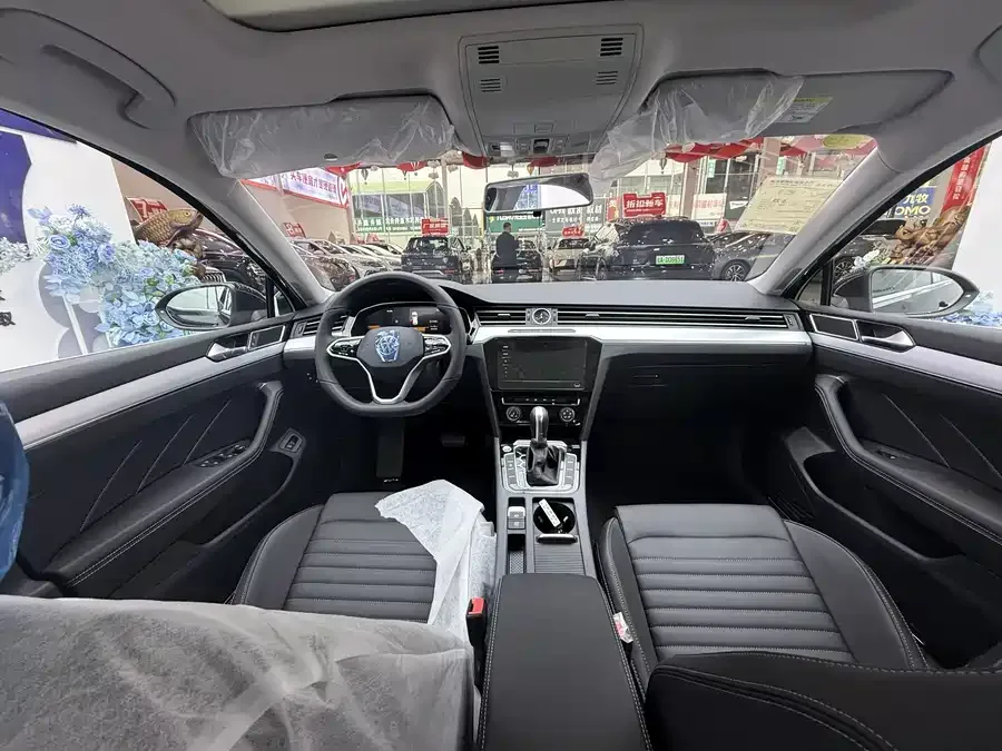 Volkswagen Magotan Magotan 2025 Public Edition 280TSI DSG Comfort Edition 2025 — миниатюра 3