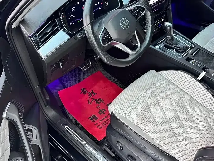 Volkswagen Magotan Magotan 2023 2 million commemorative edition 330TSI DSG luxury model 2024 — миниатюра 4