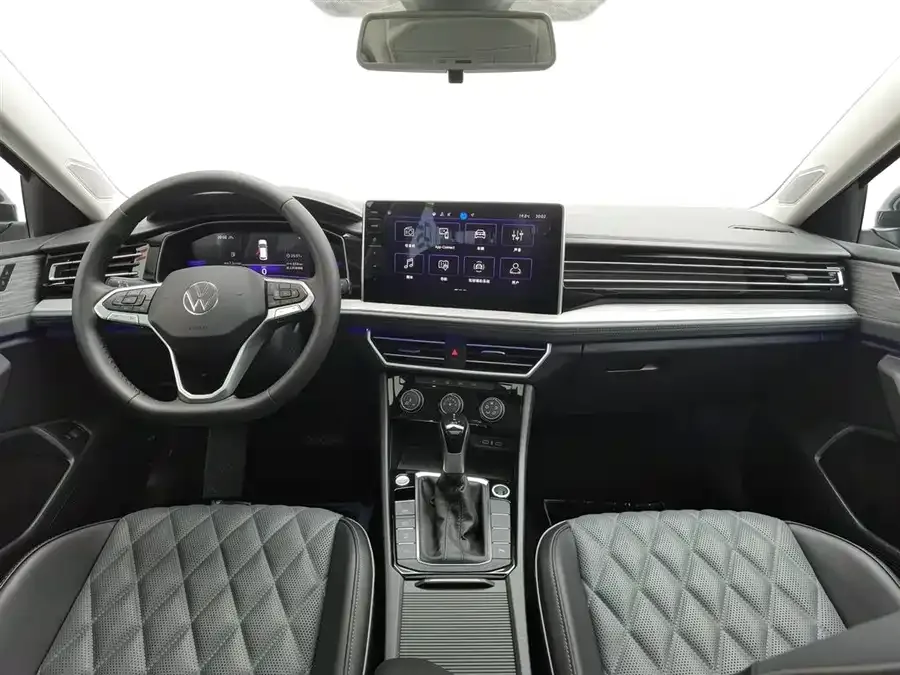 Volkswagen Sagitar 2024 Sagitar 300TSI DSG Beyond Edition 2024 — миниатюра 2