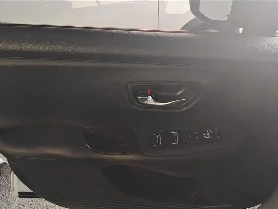 Honda HR-V 2023 2.0L e:HEV Speed Edition 2024 — миниатюра 4