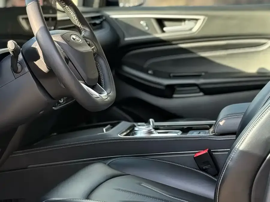 Ford Edge 2021 Edge PLUS EcoBoost 245 2WD Platinum 5-seater 2022 — миниатюра 2
