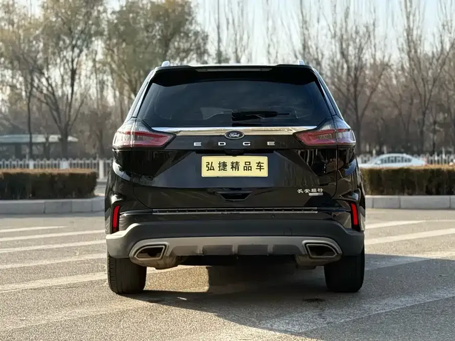 Ford Edge 2021 Edge PLUS EcoBoost 245 2WD Platinum 5-seater 2022 — миниатюра 5