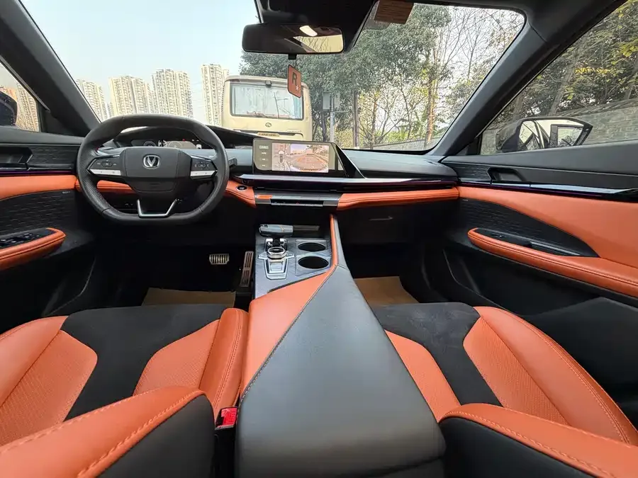 Changan UNI-V Changan UNI-V 2023 2.0T Speed Edition 2023 — миниатюра 3