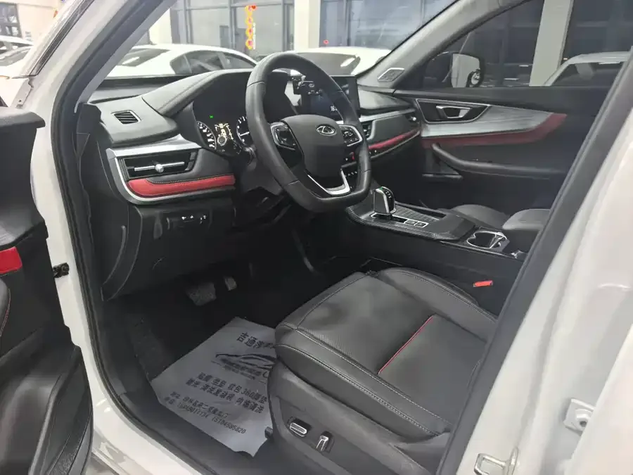 Chery Tiggo 8 Tiggo 8 2025 Excellence Edition 230TCI Automatic Luxury Edition 5 Seaters 2025 — миниатюра 3