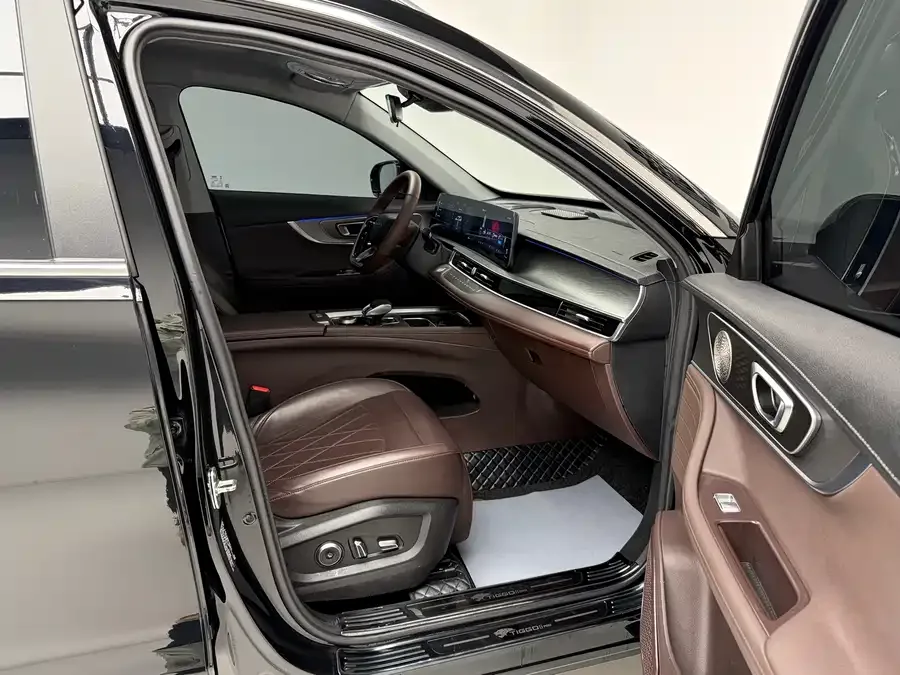 Chery Tiggo 8 PRO Tiggo 8 PRO 2024 Champion Edition 390T 4WD Peak Edition 5-seater 2024 — миниатюра 5