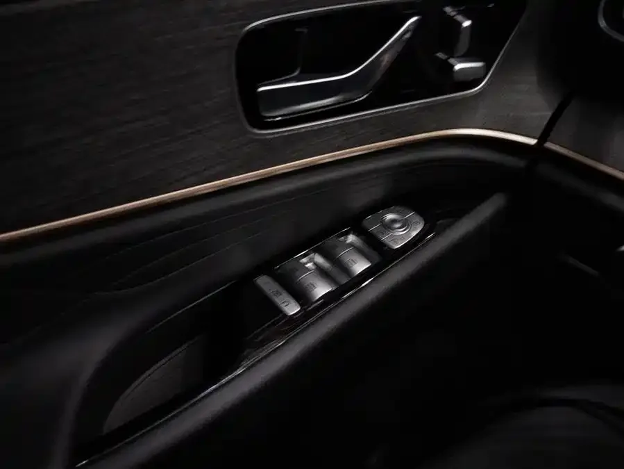 Chery Tiggo 9 Tiggo 9 2023 2.0T Dual Clutch 2WD Luxury Edition 5 Seaters 2023 — миниатюра 4