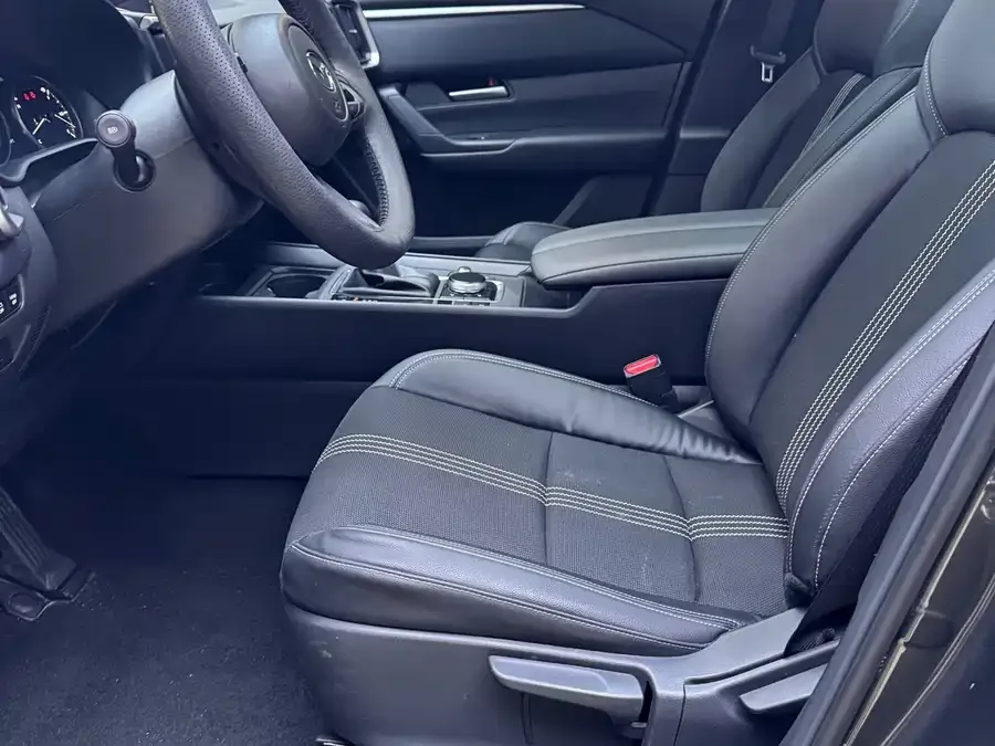 Mazda CX-50 Mazda CX-50 also available for 2023 2.0L Leading Edition 2023 — миниатюра 4