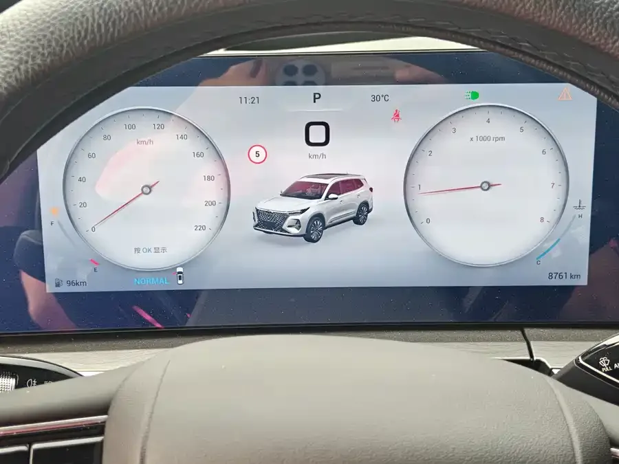 Chery Tiggo 8 PRO Tiggo 8 PRO 2025 390T 2WD Premium Edition 2024 — миниатюра 4
