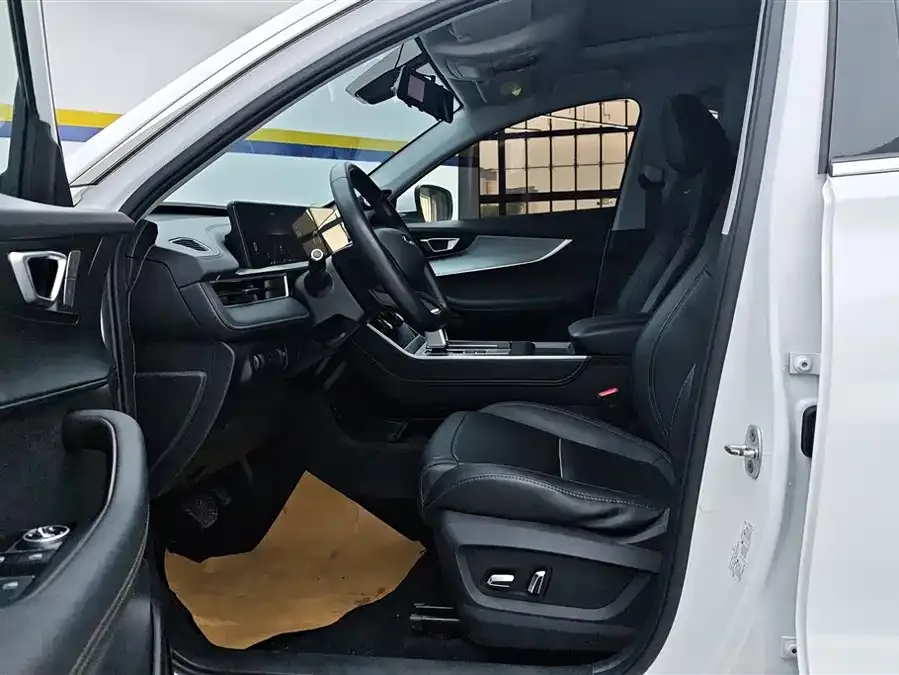 Chery Tiggo 7 PLUS Tiggo 7 PLUS 2022 1.5T CVT Premium+ 2023 — миниатюра 3