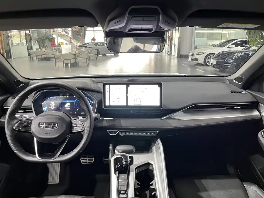 Geely Xingrui Xingrui 2024 2.0TD Qingyun Edition 2024 — миниатюра 2