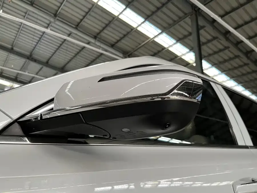 Geely Monjaro Geely Xingyue L 2026 Oriental Yao 2.0TD Automatic Sky Edition 2026 — миниатюра 2