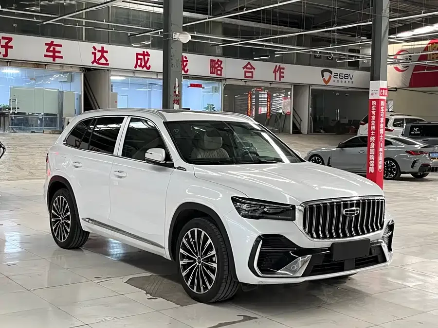 Geely Monjaro Geely Xingyue L 2026 Oriental Yao 2.0TD Automatic Sky Edition 2026 — миниатюра 3