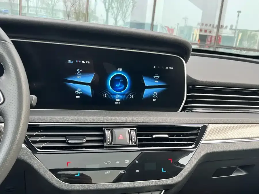 Hongqi HS5 Hongqi HS5 2022 2.0T Zhilian Flagship Edition 2022 — миниатюра 3