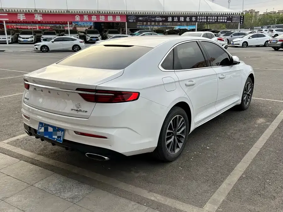Geely Xingrui Xingrui 2021 2.0TD Luxury 2022 — миниатюра 3