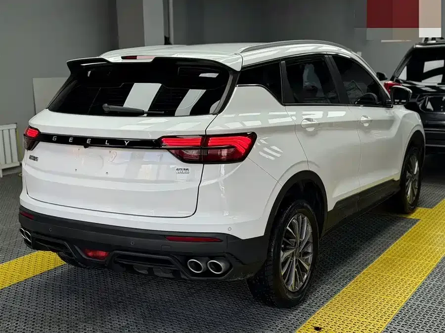 Geely Coolray SX11 Binyue 2021 1.4T DCT Diamond Edition 2022 — миниатюра 4