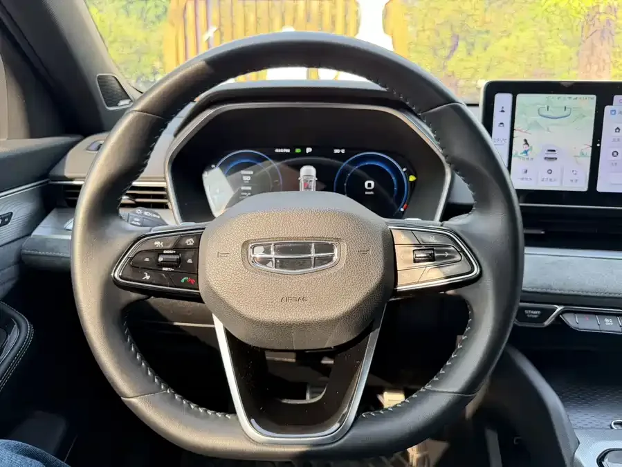 Geely Xingrui Xingrui 2023 2.0TD only available in green version 2023 — миниатюра 4