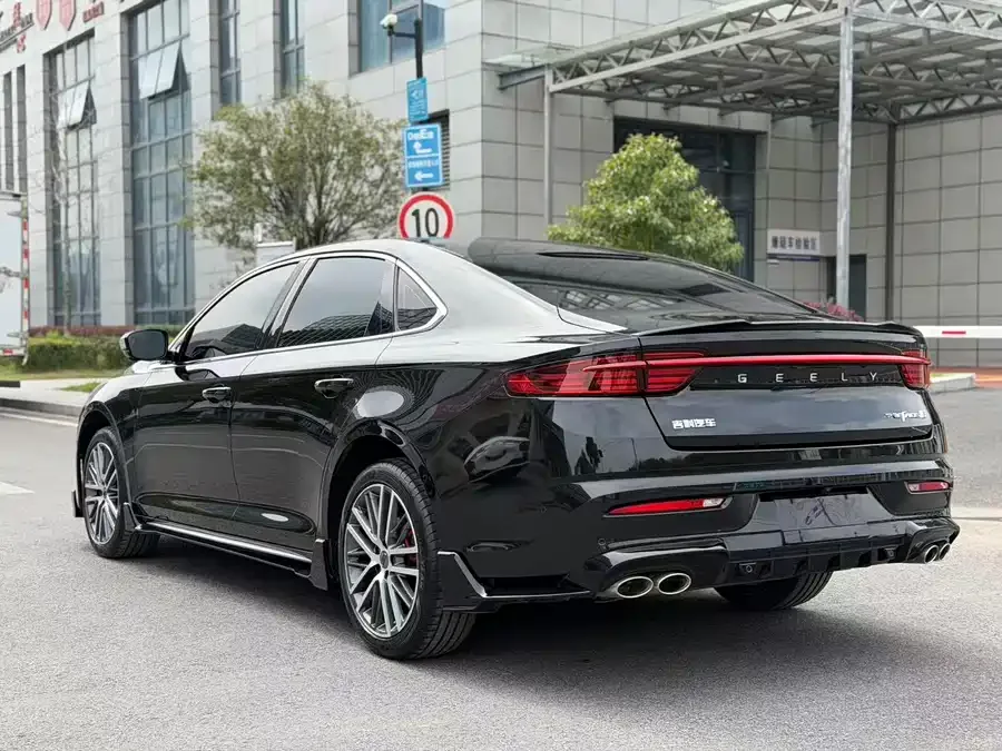 Geely Xingrui Xingrui 2023 2.0TD only available in green version 2023 — миниатюра 4