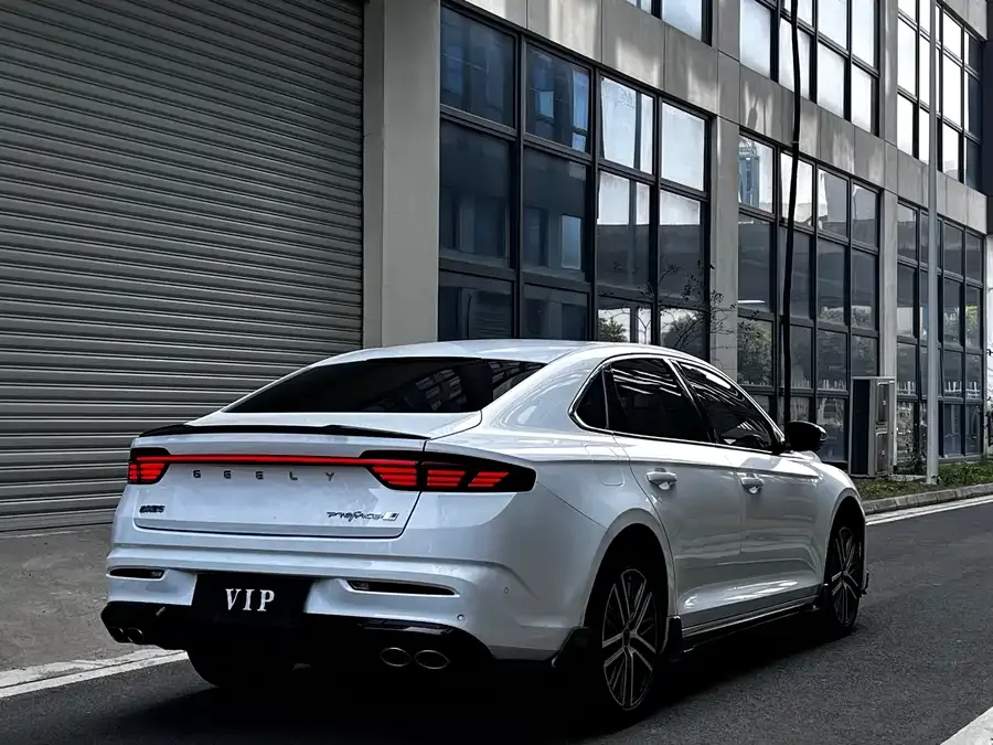 Geely Xingrui Xingrui 2023 2.0TD only available in green version 2024 — миниатюра 2