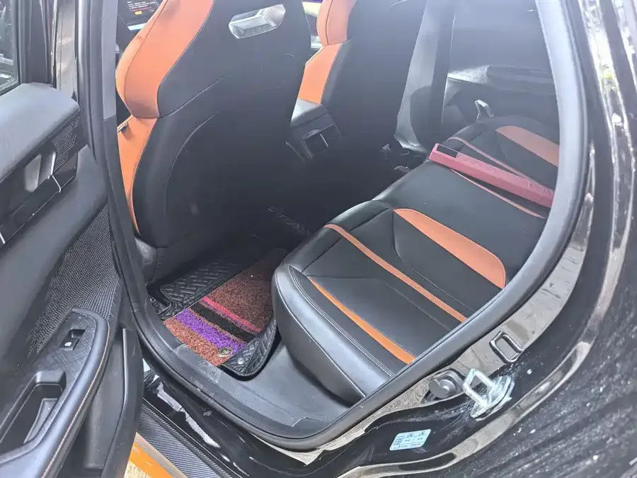 Changan UNI-V Changan UNI-V 2024 1.5T Premium Sports Edition 2025 — миниатюра 2