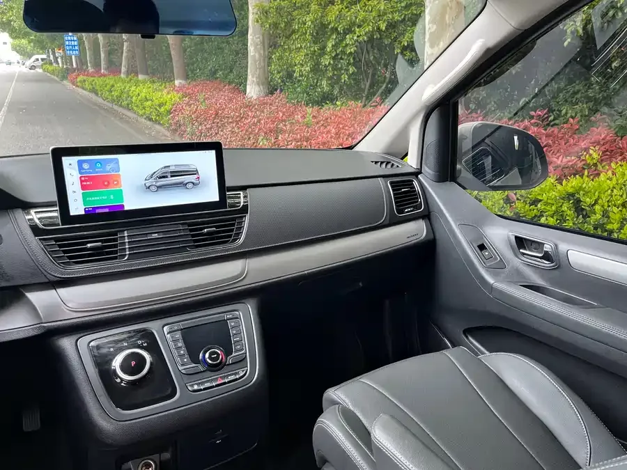 Maxus G20 2023 ES 2.0T gasoline automatic value version 2023 — миниатюра 3