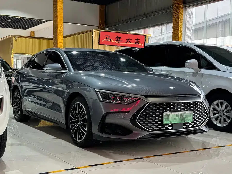 BYD Second-hand Han 2022 DM-i 121KM Premium Edition 2023 — миниатюра 3