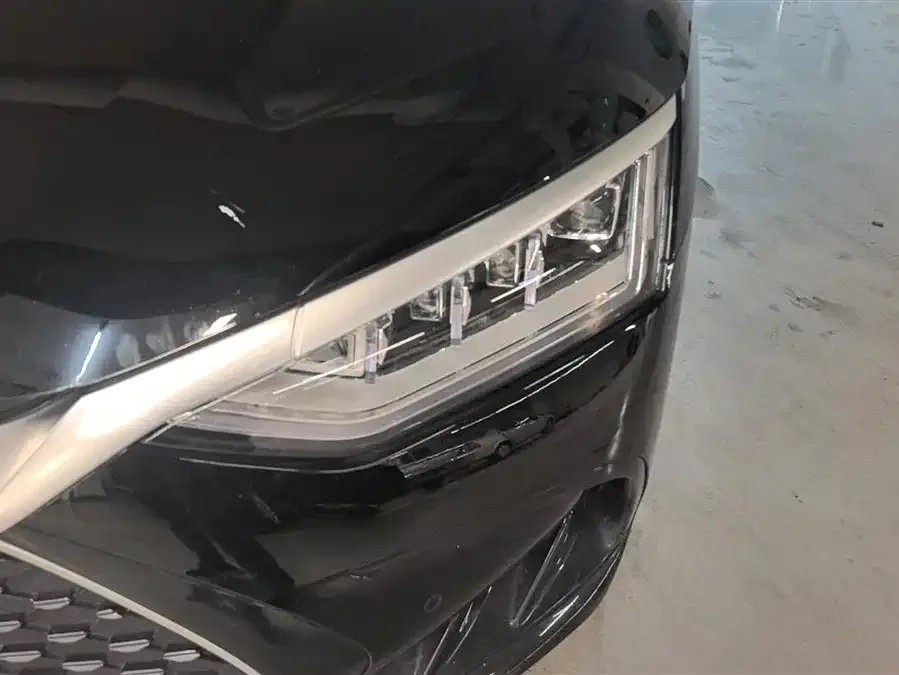 BYD Second-hand Han 2024 DM-i Honor Edition 121KM Premium Edition 2024 — миниатюра 2