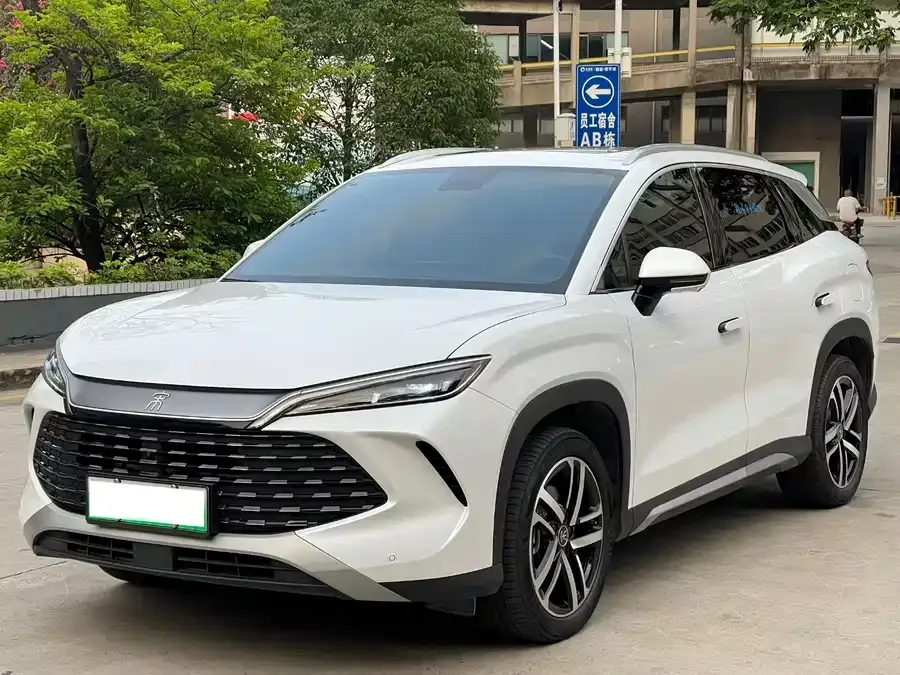 BYD Song L DM-i Song L DM-i 2024 112km Leading Model 2024 — фото 1, купить с доставкой в Москву