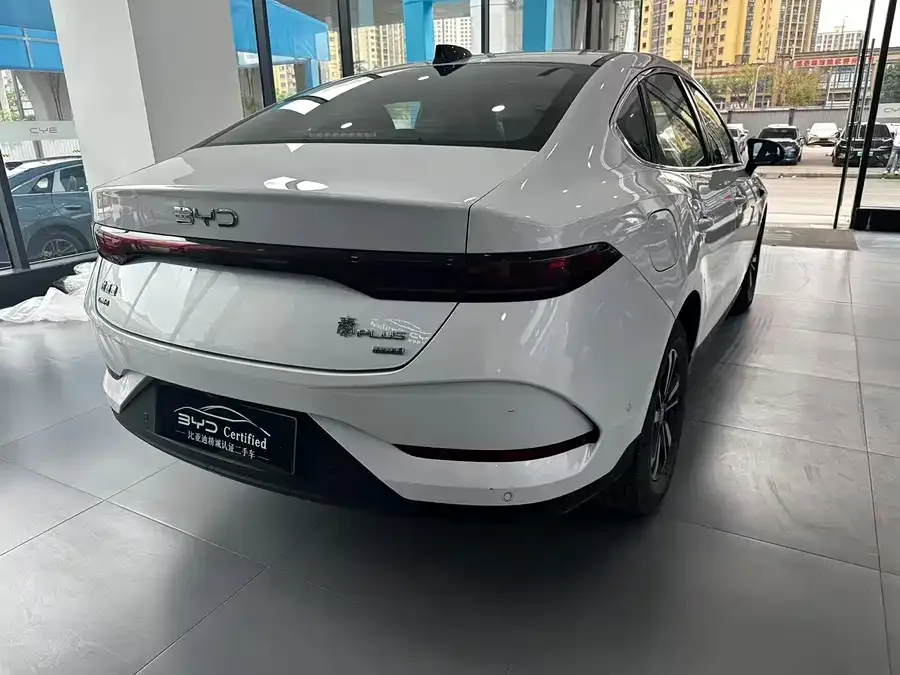 BYD Qin PLUS Qin PLUS 2025 DM-i Intelligent Driving Edition 120KM Beyond Edition 2025 — миниатюра 5
