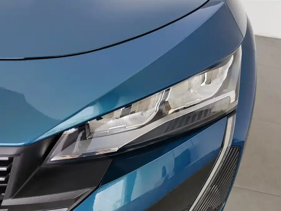Peugeot 408X Peugeot 408X 2023 Gravity Edition 2026 — миниатюра 4