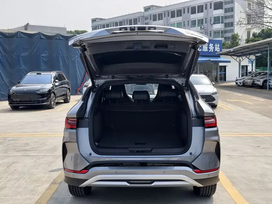 BYD Song PLUS New Energy Song PLUS New Energy 2023 Champion Edition DM-i 110KM Flagship PLUS 2024 — миниатюра 4