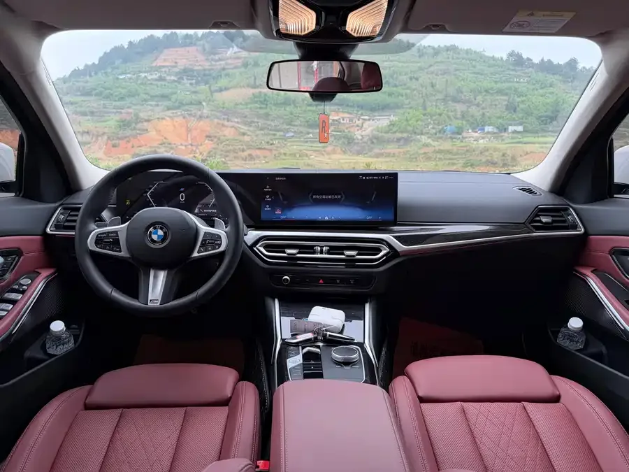 BMW 3 series BMW 3 Series 2024 320Li M Sport Package 2024 — миниатюра 2